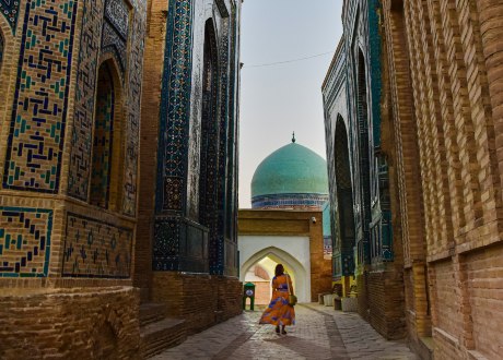 Tour Meraviglioso Uzbekistan viaggio di gruppo organizzato con guida accompagnatrice